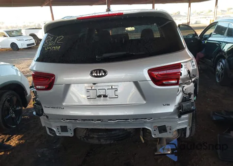2019 Kia Sorento 3.3L S z USA, uszkodzony, nr VIN 5XYPG4A59KG590661